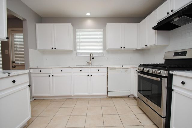 3923 Bridgebay Lane, Katy, TX 77449