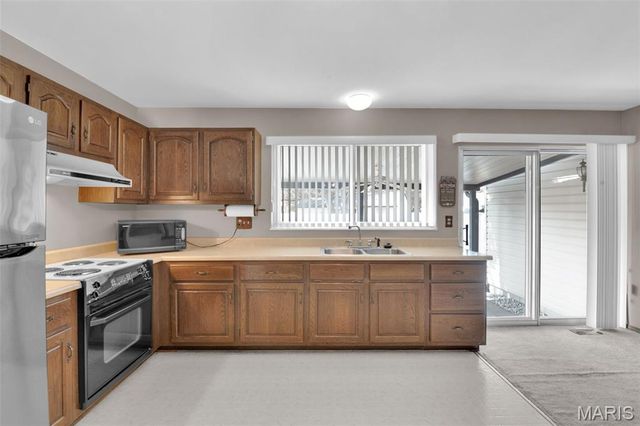 4 Inverness Court, St Peters, MO 63376