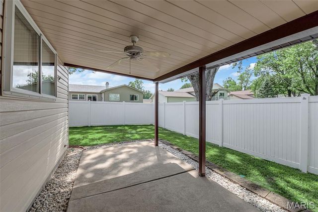 4 Inverness Court, St Peters, MO 63376