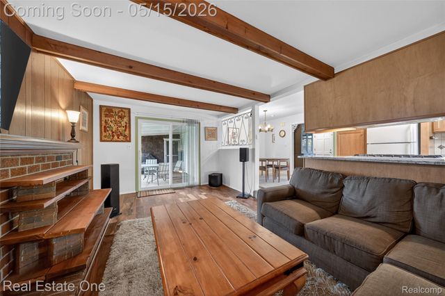 1450 Dreon Drive, Clawson, MI 48017