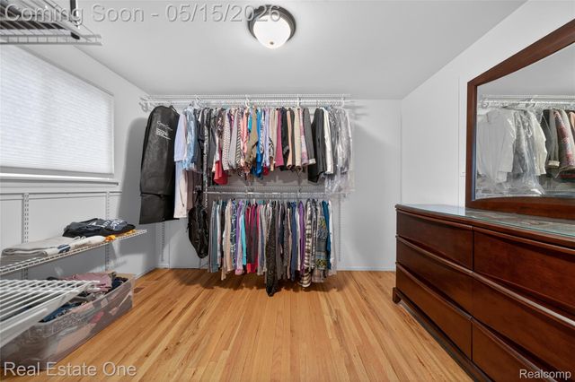 1450 Dreon Drive, Clawson, MI 48017