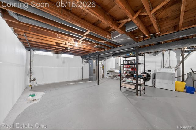 1450 Dreon Drive, Clawson, MI 48017