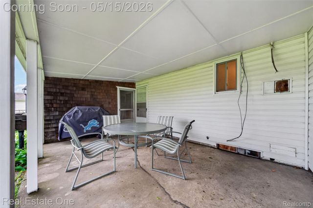 1450 Dreon Drive, Clawson, MI 48017
