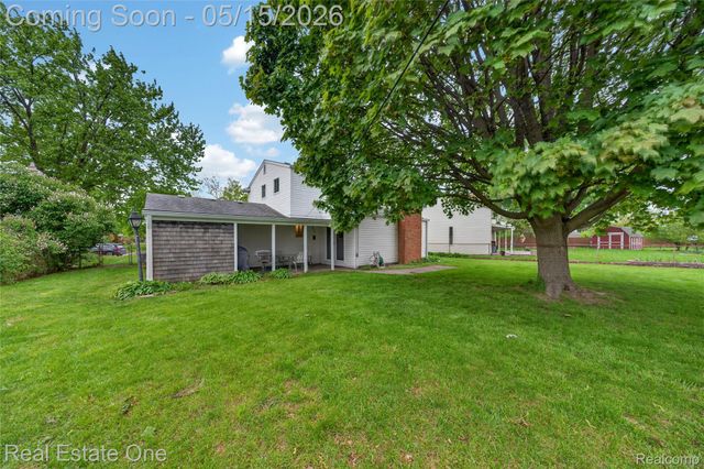 1450 Dreon Drive, Clawson, MI 48017