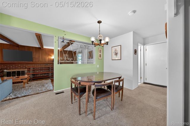 1450 Dreon Drive, Clawson, MI 48017