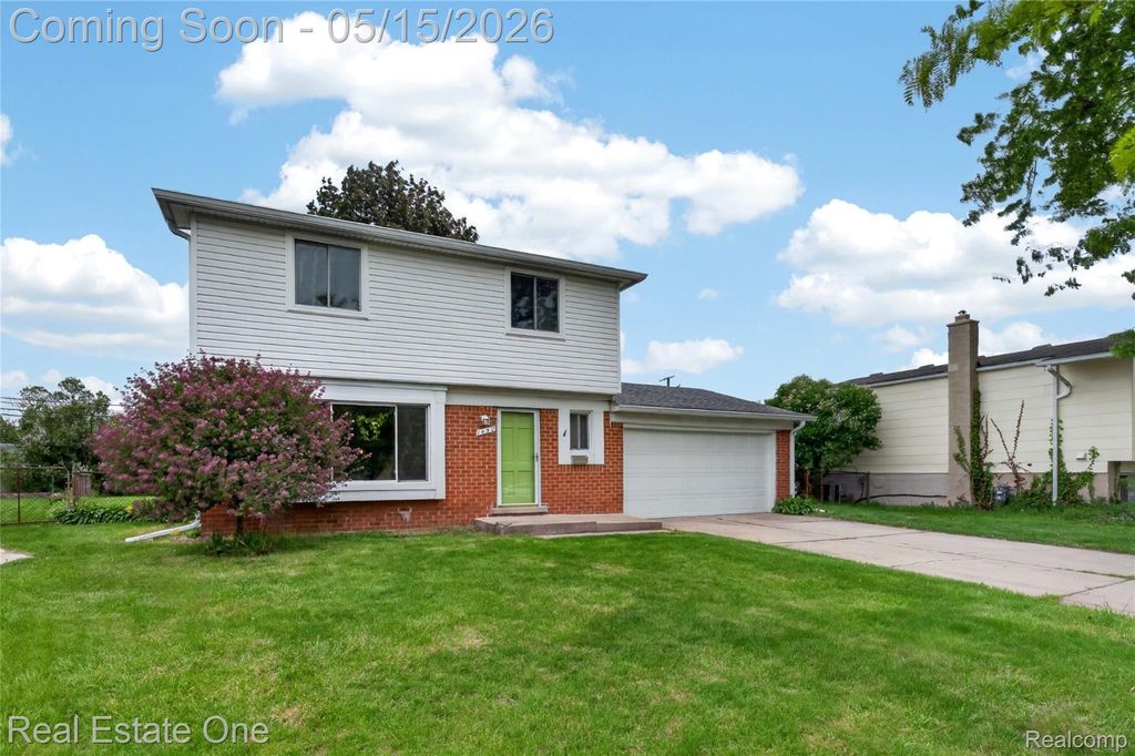 1450 Dreon Drive, Clawson, MI 48017