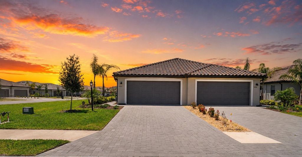 5422 CRYSTAL HARBOR COVE, Bradenton, FL 34211