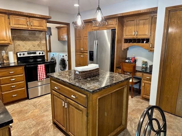 1334 N Coachhouse, Wichita, KS 67235