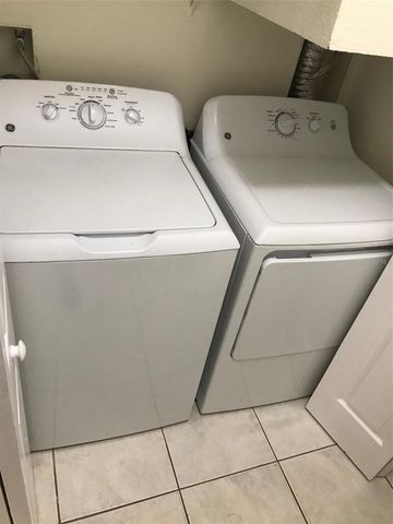 7635 PLANTATION CIRCLE 7635, Bradenton, FL 34201