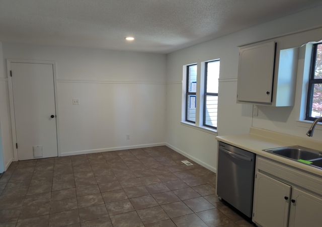 158 Smokewood Lane, Ringgold, GA 30736