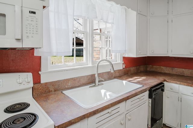 126 MEADOW LANE, Trussville, AL 35173