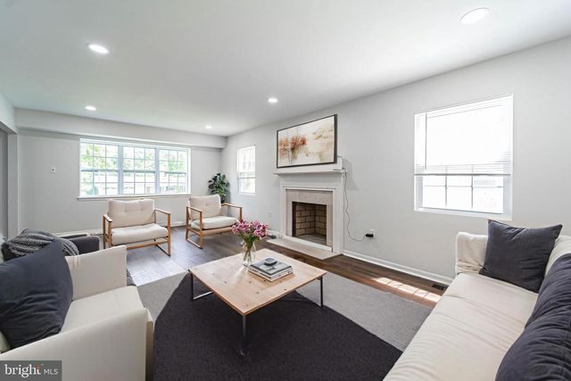 9003 EASTBOURNE LN, Laurel, MD 20708