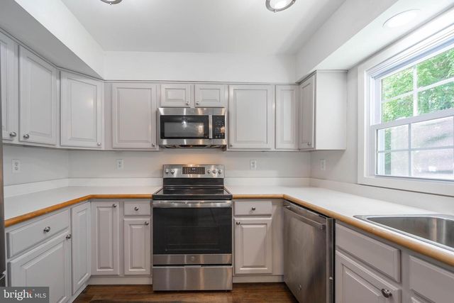 9003 EASTBOURNE LN, Laurel, MD 20708