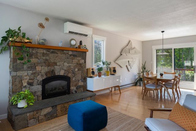 148 Stokes Lane, Shelburne, VT 05482