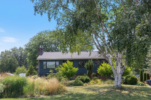 148 Stokes Lane, Shelburne, VT 05482
