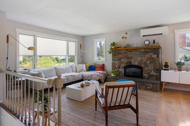 148 Stokes Lane, Shelburne, VT 05482