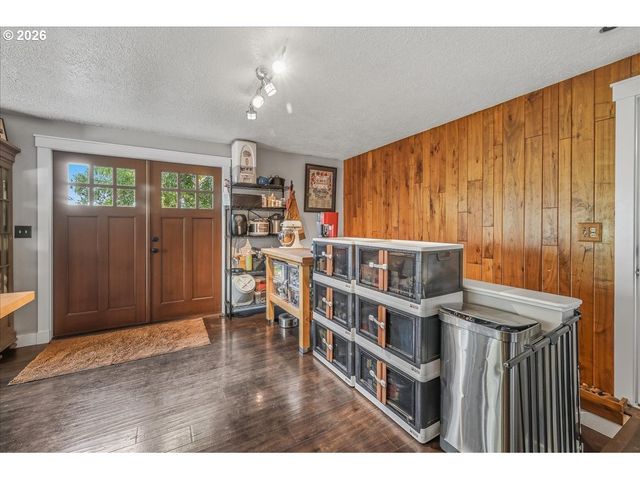 4033 Sw GALEBURN St, Portland, OR 97219