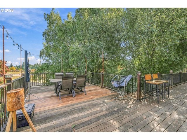 4033 Sw GALEBURN St, Portland, OR 97219