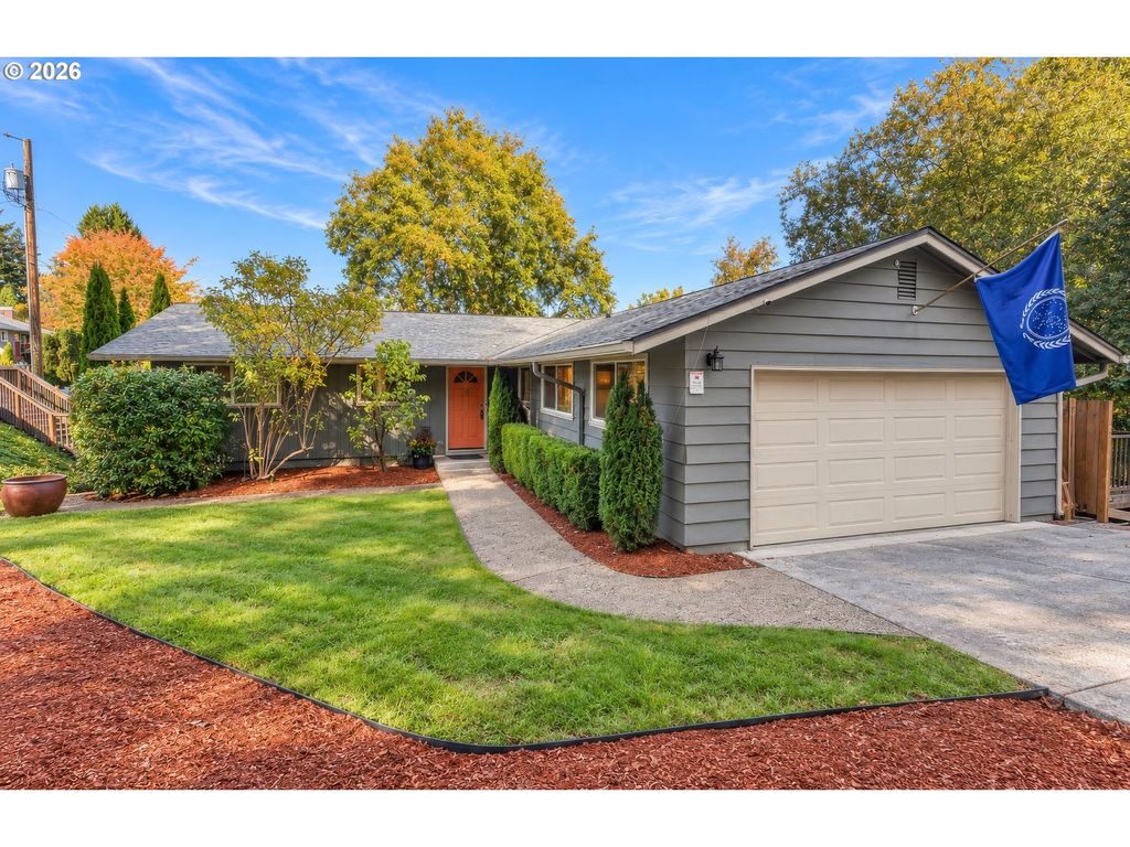 4033 Sw GALEBURN St, Portland, OR 97219