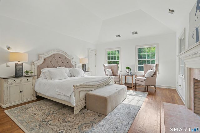 18 Bates Farm Lane, Darien, CT 06820