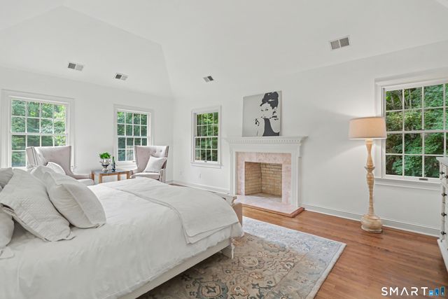 18 Bates Farm Lane, Darien, CT 06820