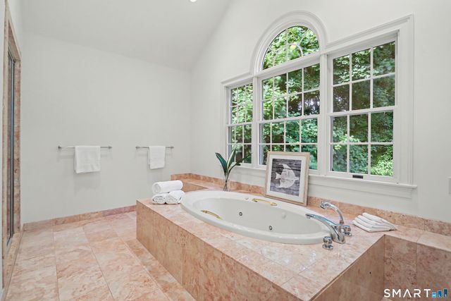 18 Bates Farm Lane, Darien, CT 06820