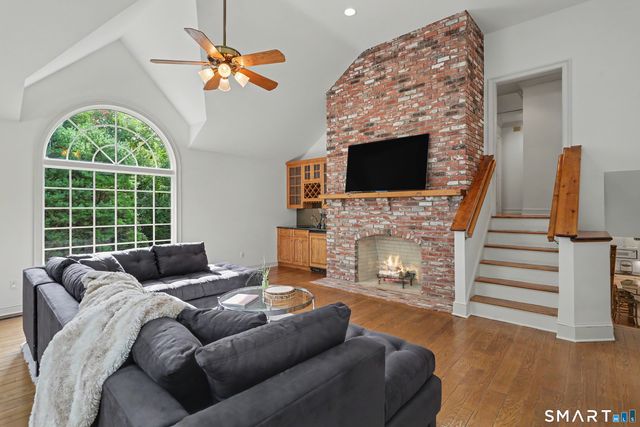 18 Bates Farm Lane, Darien, CT 06820
