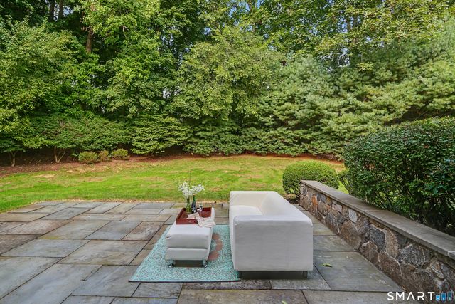 18 Bates Farm Lane, Darien, CT 06820