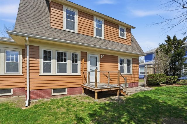 25 Talbot Manor, Cranston, RI 02905