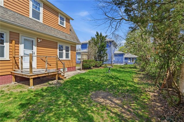 25 Talbot Manor, Cranston, RI 02905