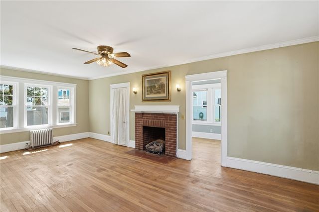 25 Talbot Manor, Cranston, RI 02905