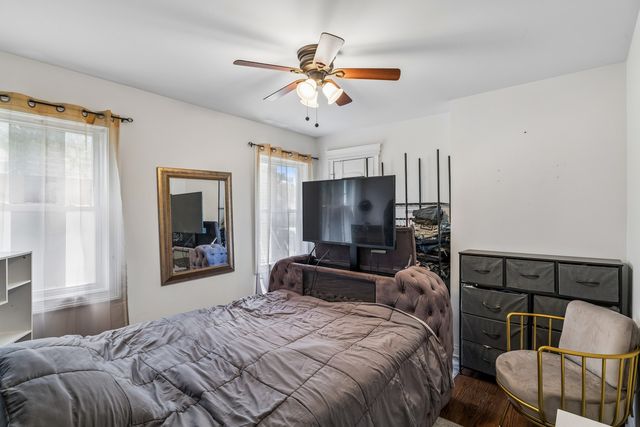 10029 S Indiana Avenue, Chicago, IL 60628