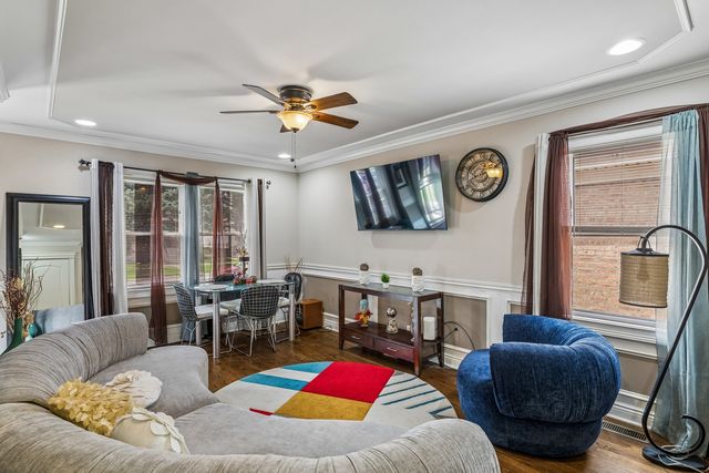 10029 S Indiana Avenue, Chicago, IL 60628