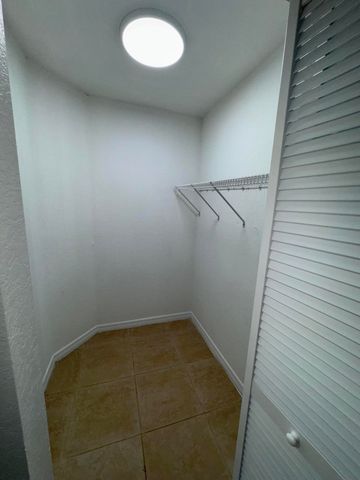 618 NE 1st Street A, Boynton Beach, FL 33435