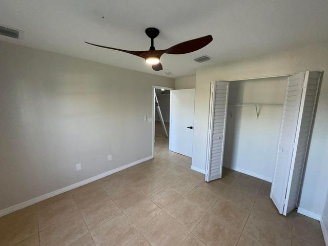 618 NE 1st Street A, Boynton Beach, FL 33435