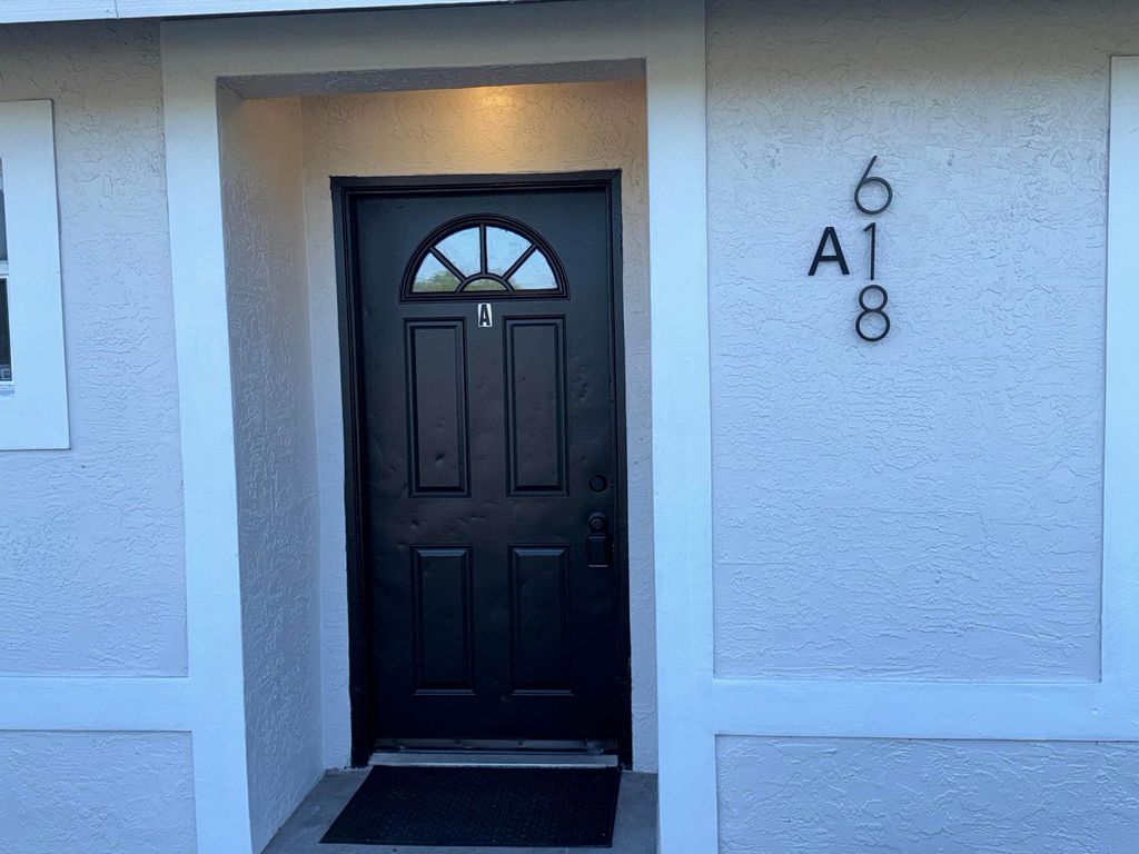 618 NE 1st Street A, Boynton Beach, FL 33435