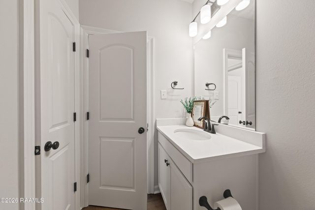 310 Weaver Way, Maurice, LA 70555