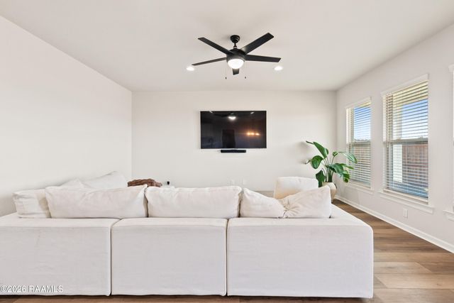 310 Weaver Way, Maurice, LA 70555