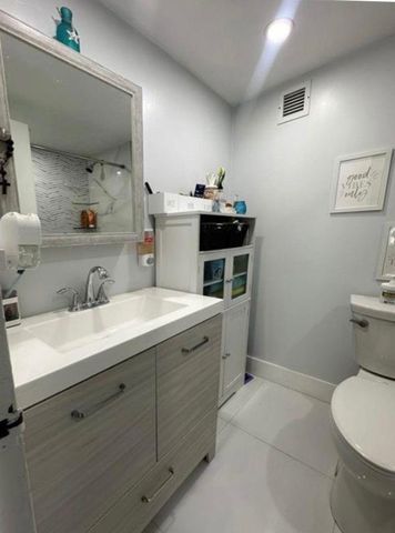 2350 NE 135th Street 203, North Miami, FL 33181