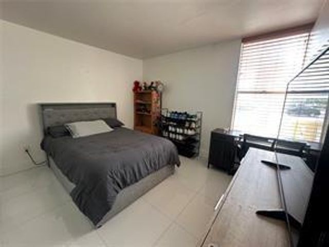 2350 NE 135th Street 203, North Miami, FL 33181
