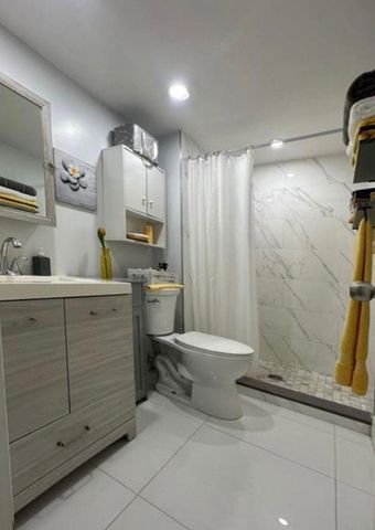 2350 NE 135th Street 203, North Miami, FL 33181