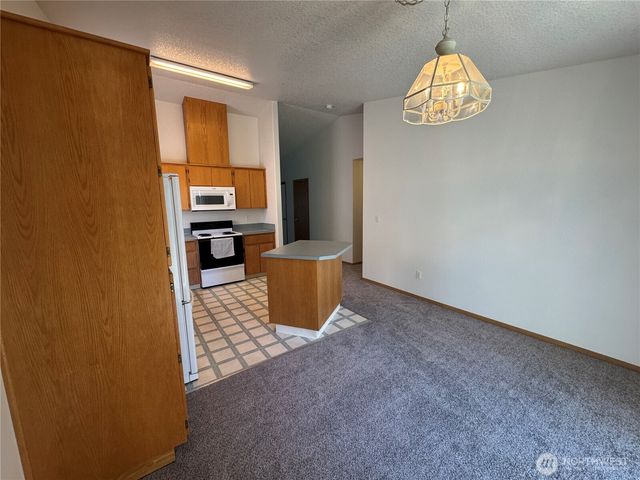 7701 NE 21st Street, Vancouver, WA 98664