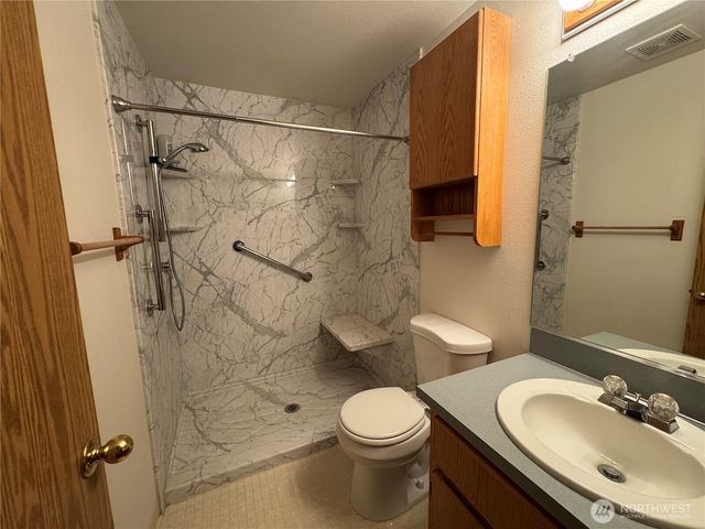 7701 NE 21st Street, Vancouver, WA 98664