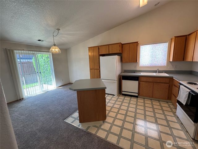 7701 NE 21st Street, Vancouver, WA 98664