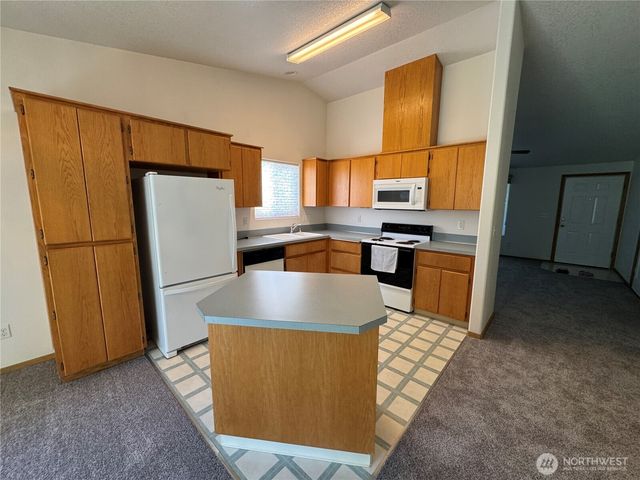 7701 NE 21st Street, Vancouver, WA 98664