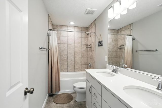 8178 Stone Drive, West Chester, OH 45241