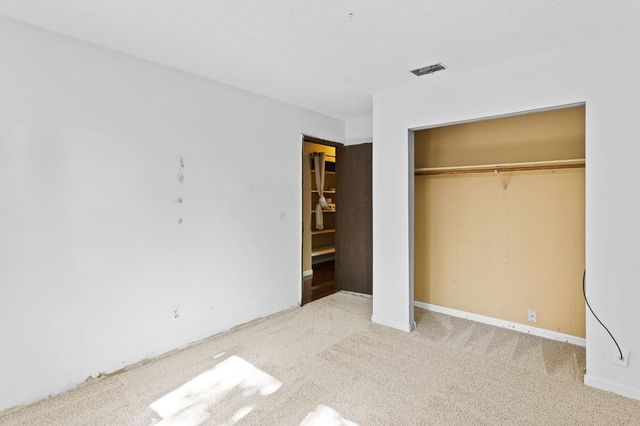 3006 53rd St, Sacramento, CA 95820