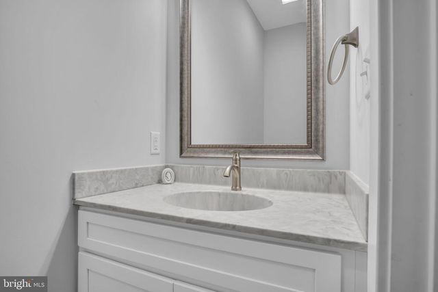 128 CARDINAL DR, Shippensburg, PA 17257