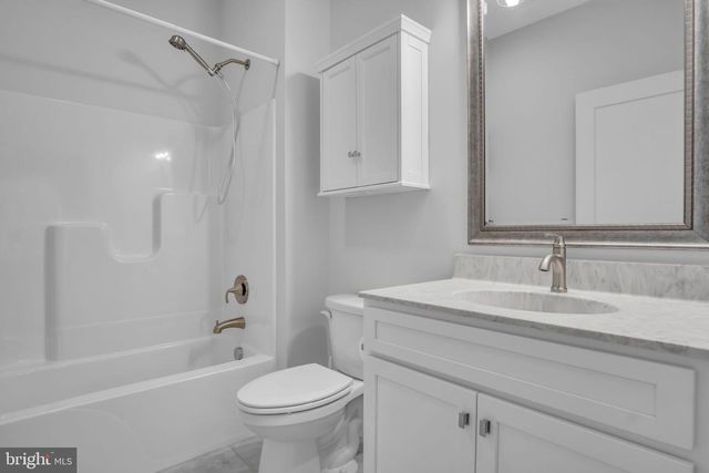 128 CARDINAL DR, Shippensburg, PA 17257