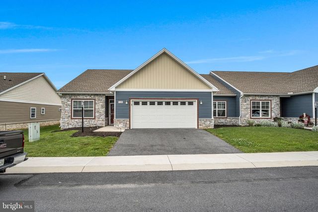 128 CARDINAL DR, Shippensburg, PA 17257